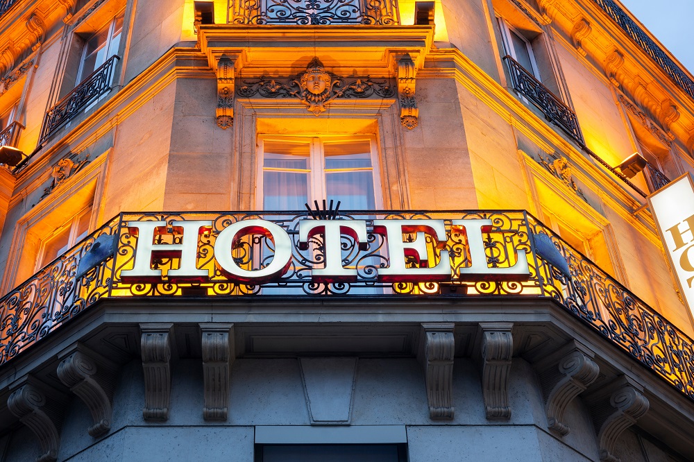 Jak wybrać odpowiedni hotel w mieście? O czym warto pamiętać?